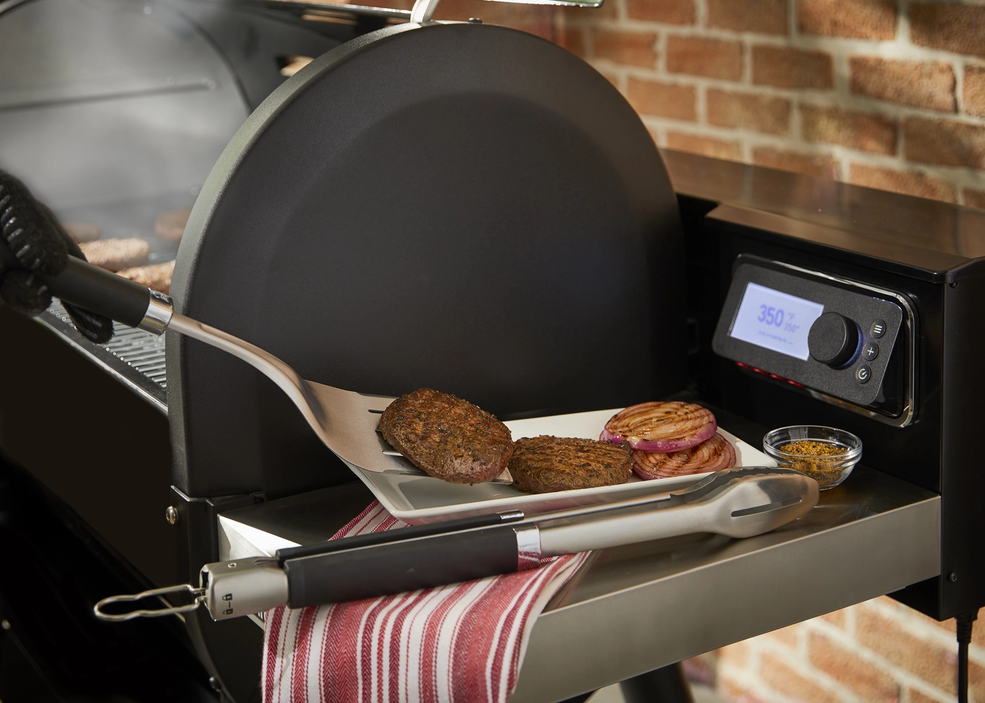 Weber_Precision_grillcsipesz_es_spatulat_keszlet_(6763)_8